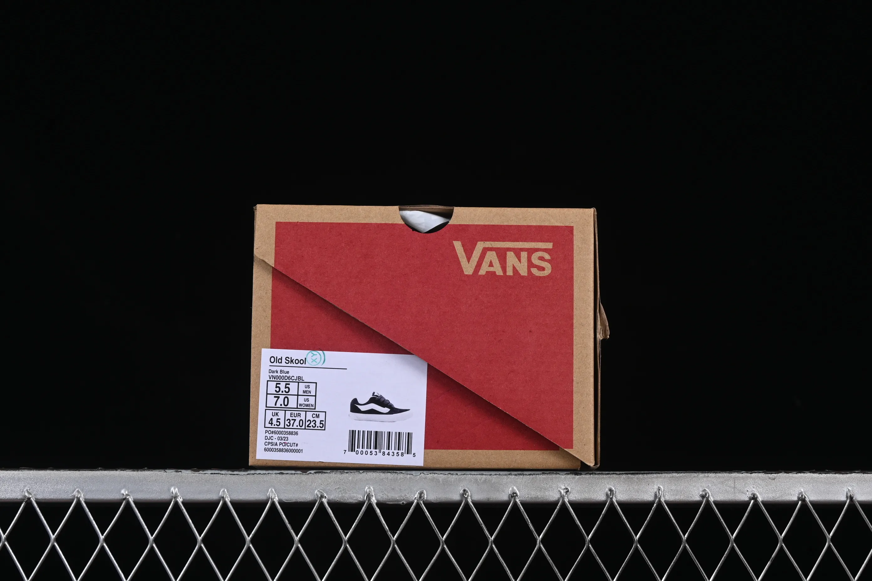 All categories Vans Vans series Vans Low Vans low-top Vans Knu Skool Vans low-top retro casual fat bread shoes VN000D6CJBL
